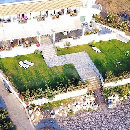 شقة Beachfront Loft - Agios Gordios Corfu *