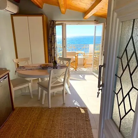 Lägenhet Beachfront Loft - Agios Gordios Corfu